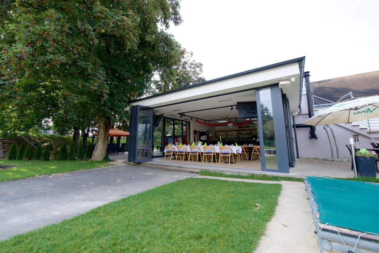 Penzion Formula Trencin Exterior foto